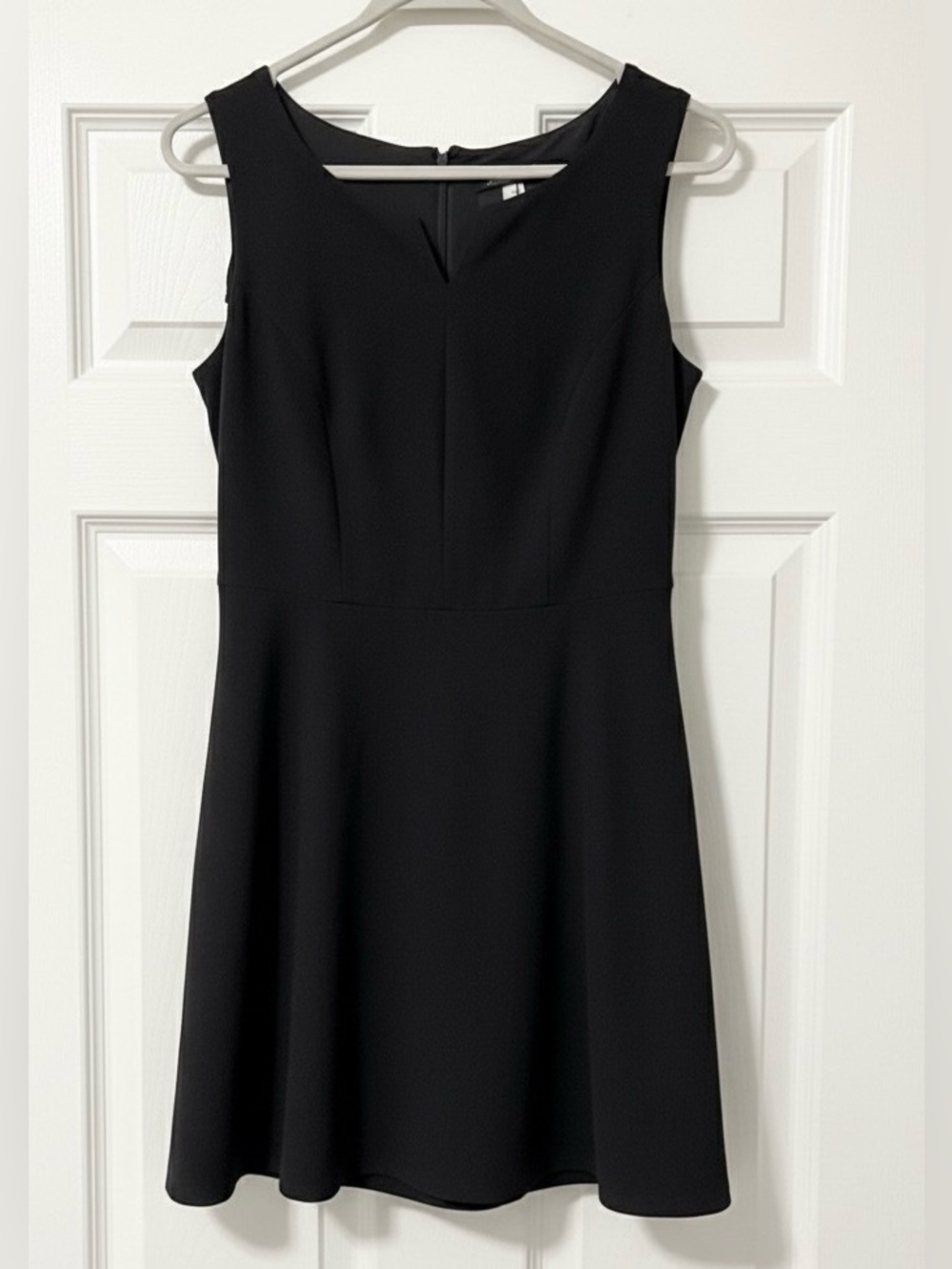 Jessica Black Sleeveless Dress - Picture 2 of 2